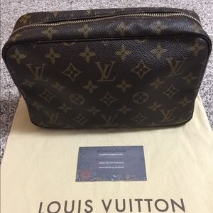 Authentic Louis Vuitton Toiletry 23